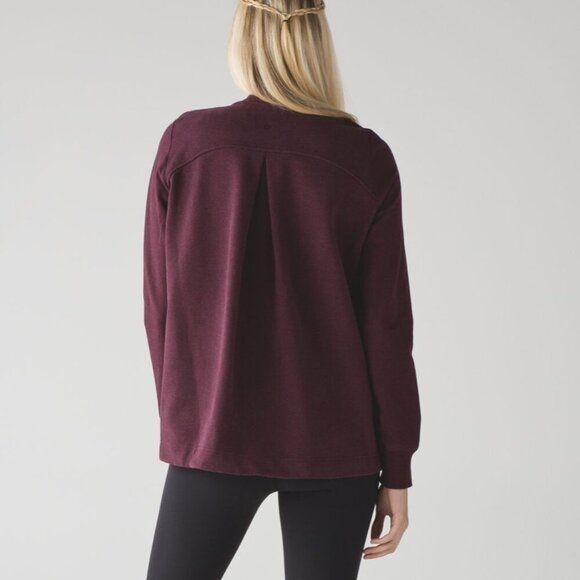 Lululemon - Pleat to Street Bomber in Heathered Bordeaux - Stretch Terry, 6 - Picture 5 of 13